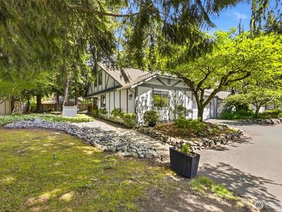 1805 Village Green Drive #17