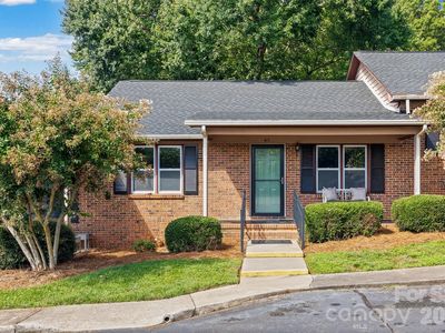 147 Glenwood Dr