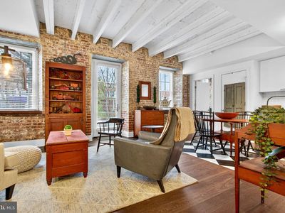 515 N Washington St APT 105