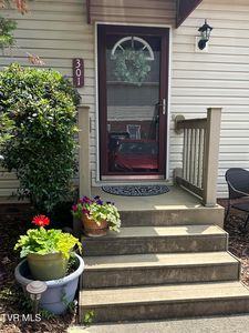 301 Hallbrook Dr #301