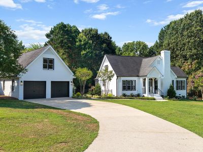 809 Kinsman Ct