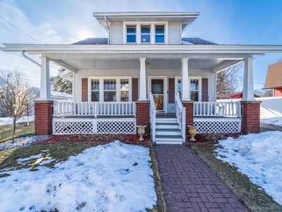 1222 South 6TH AVENUE