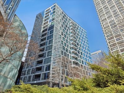 403 N Wabash Ave #14B