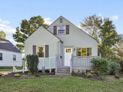 878 S Richardson Ave