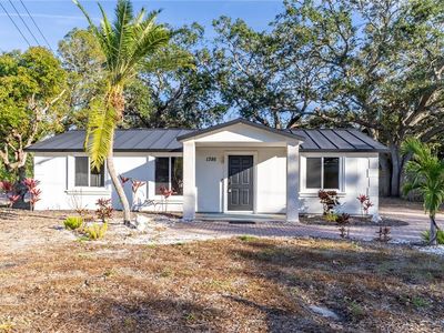 1395 DAVIS ROAD