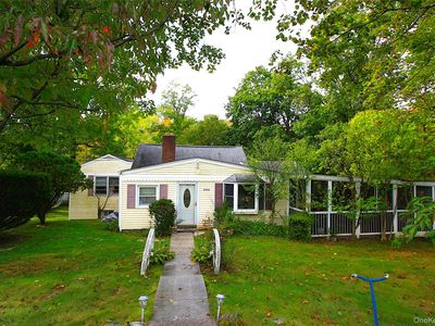 2222 Crompond Road