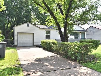 3153 N Lansing Pl