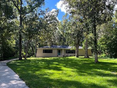 407 Hillside Ct