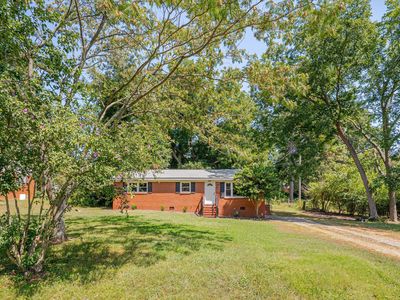 165 Windsor Dr