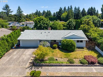 1560 NE Cochran Dr