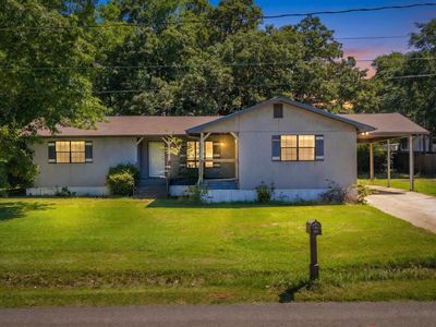 144 Sunset Dr