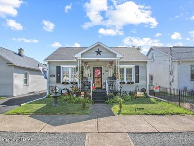 92 Dennison St