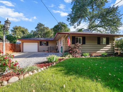 728 Loma Vista Dr