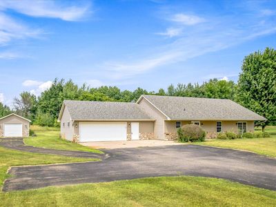 2507 320th Ln NE