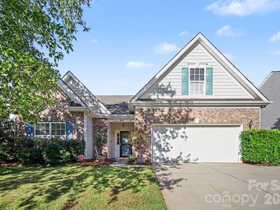 201 Augustus Ln
