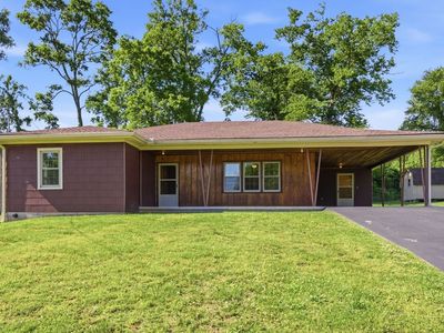 131 Greenwood Acres Dr