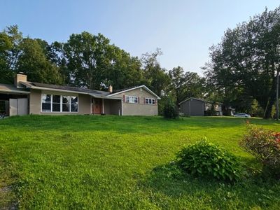 Property at 5 Woodland Trl, Sussex, NJ