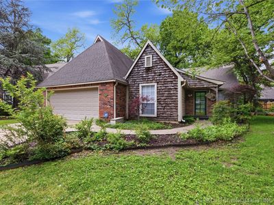 5516 S Delaware Ct