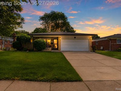 33818 King Richard Dr