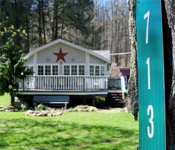 713 Hillville Rd