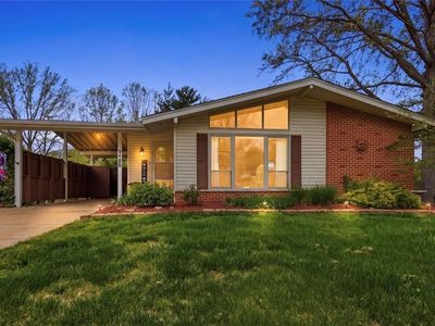 1135 Port Diane Dr