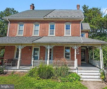 311 Broad St