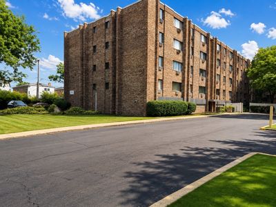 5306 N Cumberland Ave APT 521
