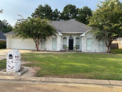 104 Country Estates Dr