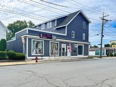 90 Essex St