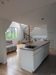 31 Ivy Avenue