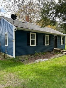 363 N Leverett Rd