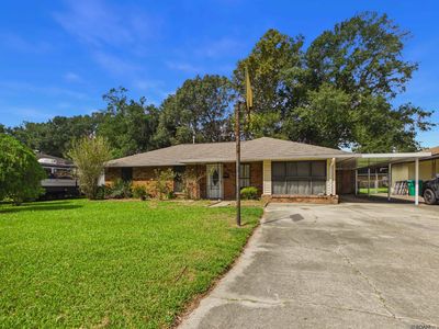 1027 Bruce Dr