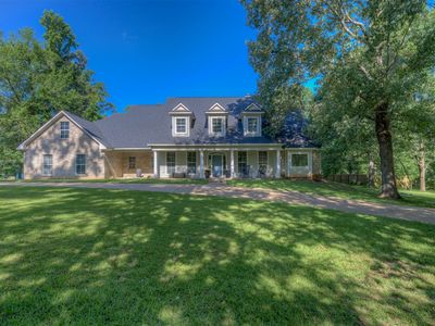 111 Oak Leaf Trl