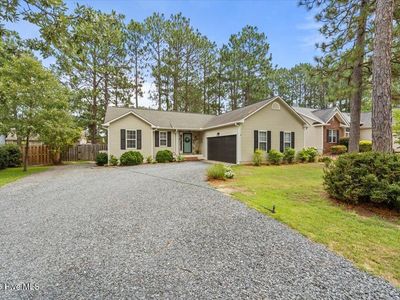 Property at 1395 Longleaf Drive E, Pinehurst, NC