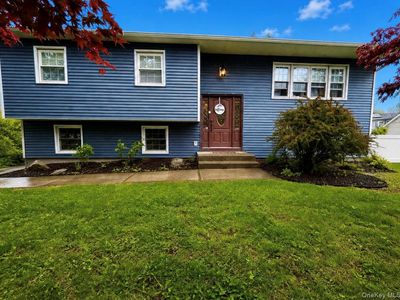136 Snow Bunting Court