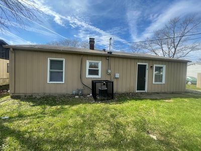 3663 Lombardy Pl