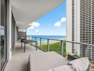 3100 N Ocean Drive #H1107