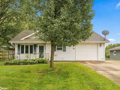 Property at 302 W Vine St, Mount Pleasant, IA