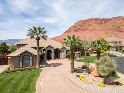 307 N Painted Hills Dr