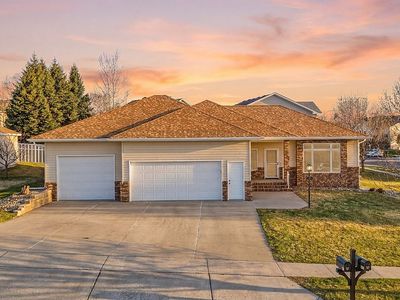 3200 Barracuda Dr