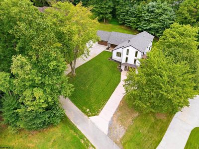 2374 Lakeside Ests