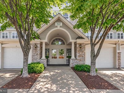 1621 Ladue Ct APT 204