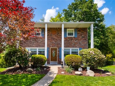 Property at 144 Brookdale Cir, Mcmurray, PA