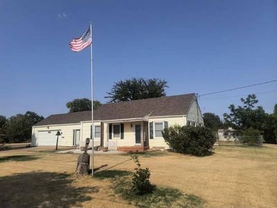 Property at 800 East Broadway, Fairview, OK