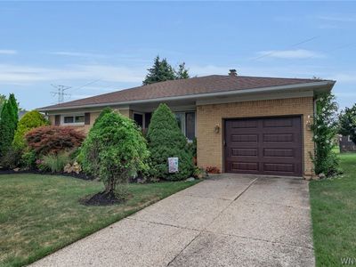 145 Cresthaven Dr