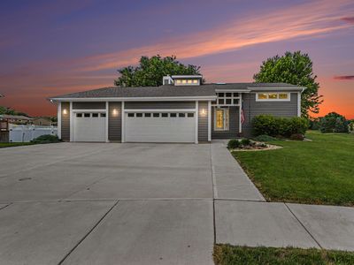 3720 E Dawley Ct