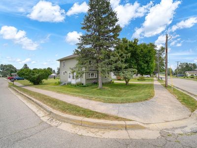 109 Wells St