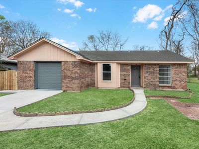230 W Willwood Dr