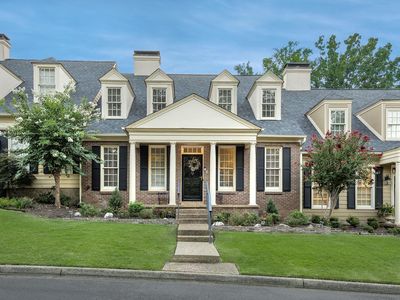 4 Windsor Ct