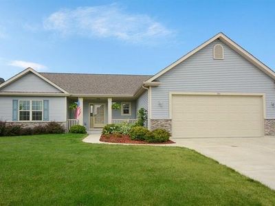 355 Rosewood Ave